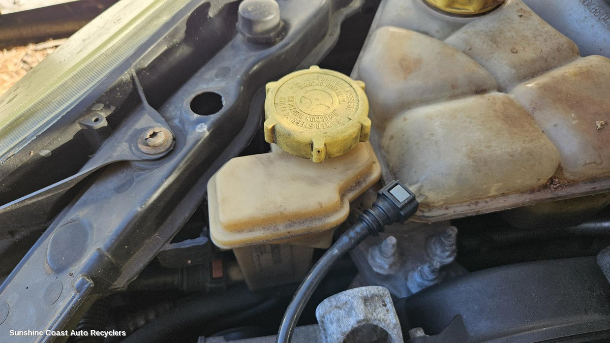 2004-2008 Ford Fiesta P S Reservoir