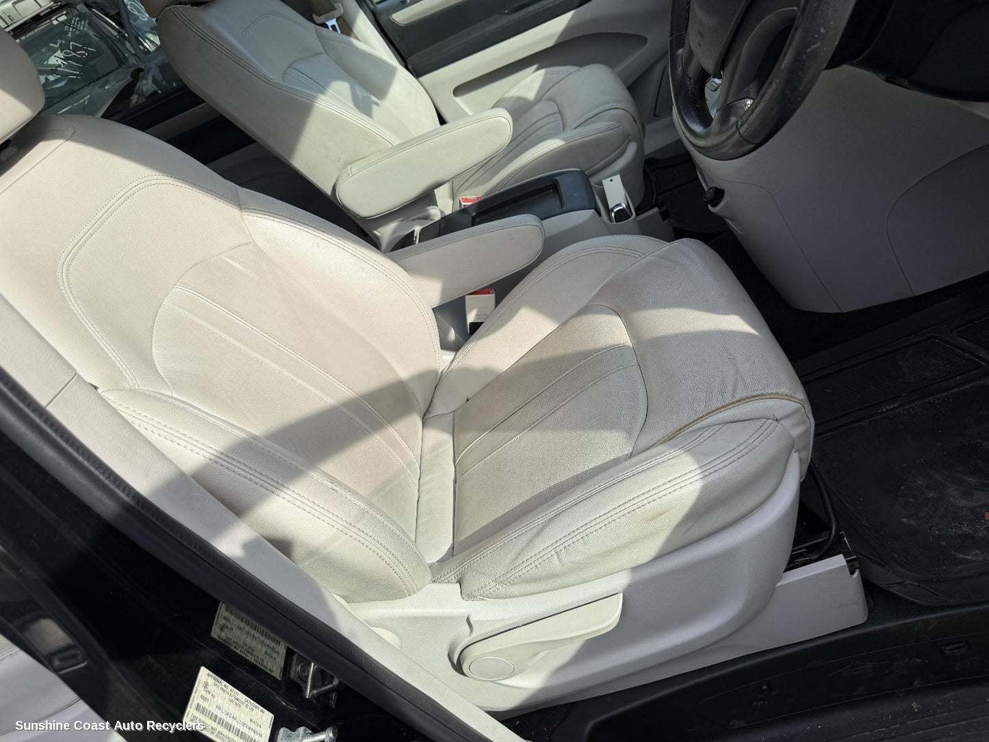 2015-2022 Ldv G10 Front Seat