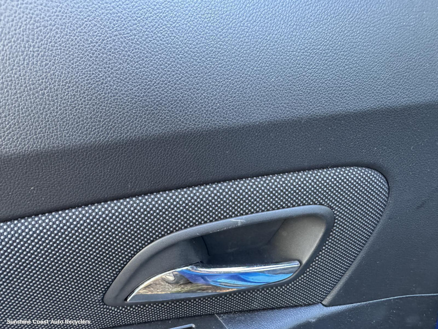 2011 Holden Cruze Door Handle