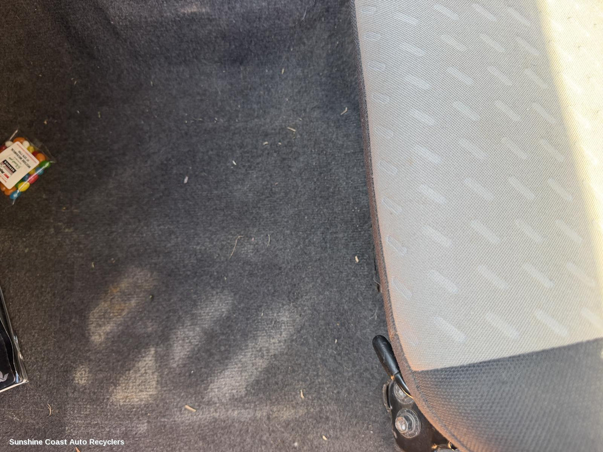 2001-2015 Nissan Navara Carpet