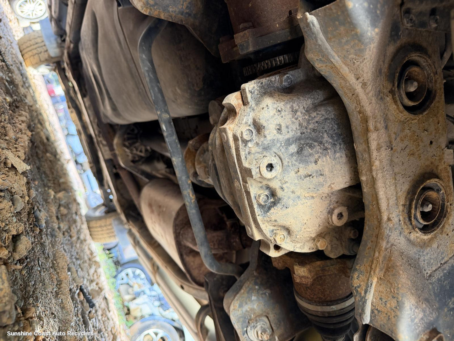 2005-2013 Nissan Pathfinder Differential Centre