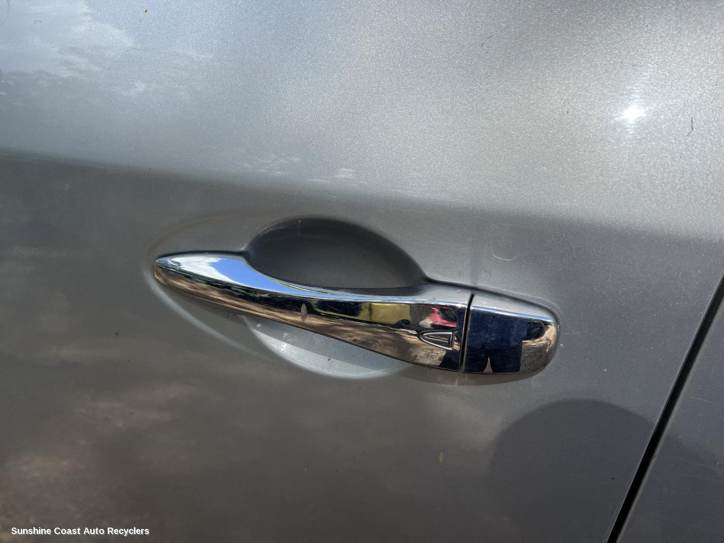 2014 Nissan Pathfinder Door Handle