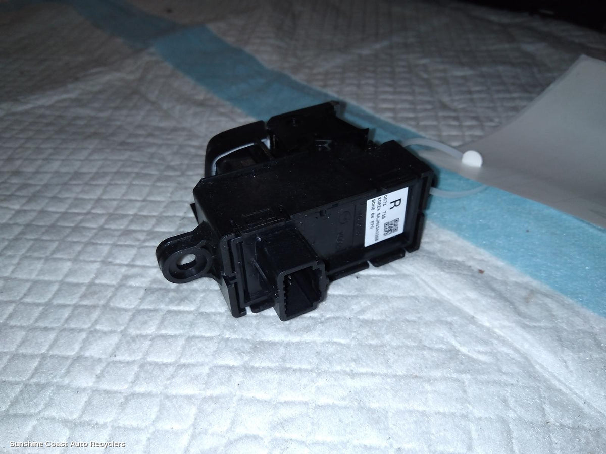 2019-2026 Mazda Cx30 Handbrake Lever