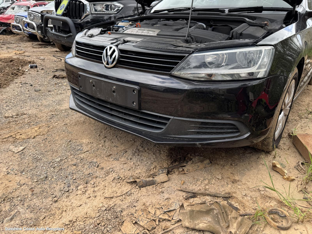 2011-2014 Volkswagen Jetta Front Bumper