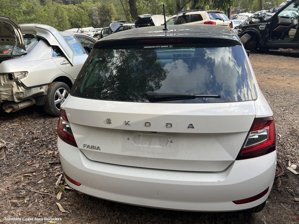 2015-2021 Skoda Fabia Misc Switch Relay