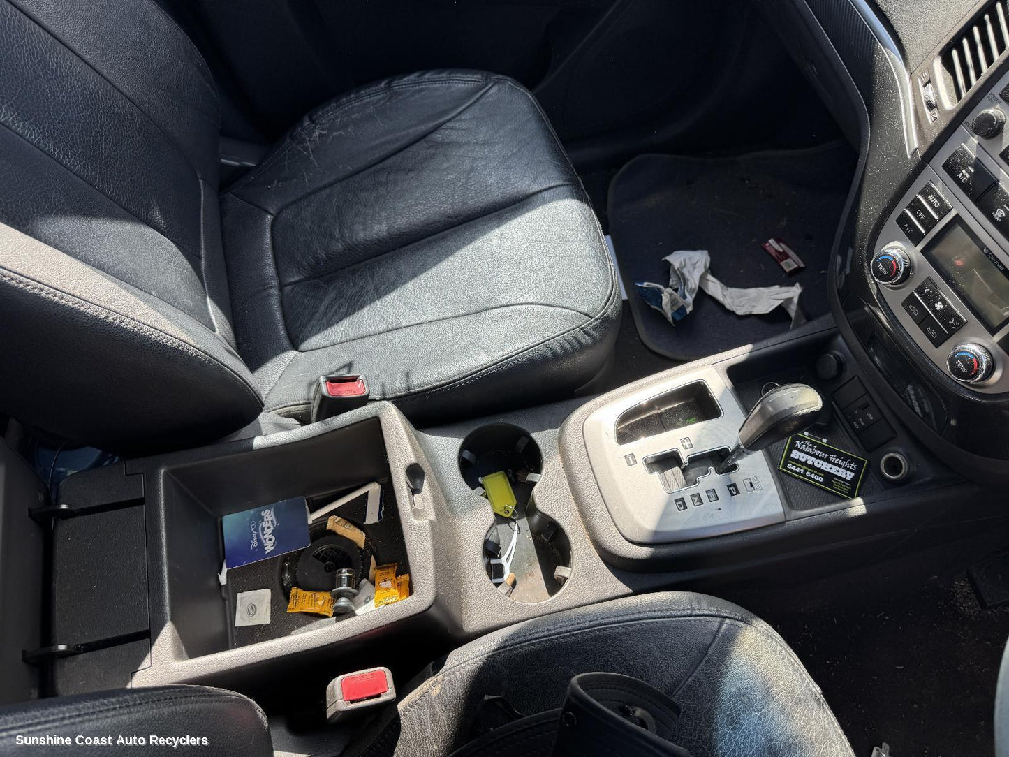 2009 Hyundai Santa Fe Console