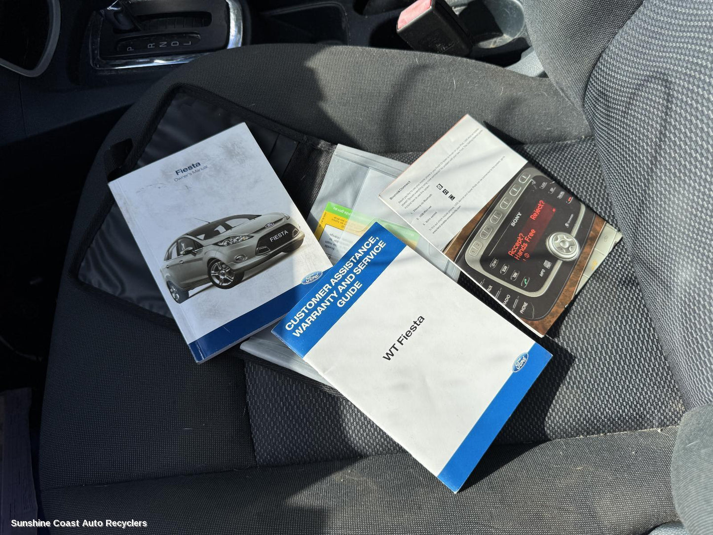 2011 Ford Fiesta Owners Handbook
