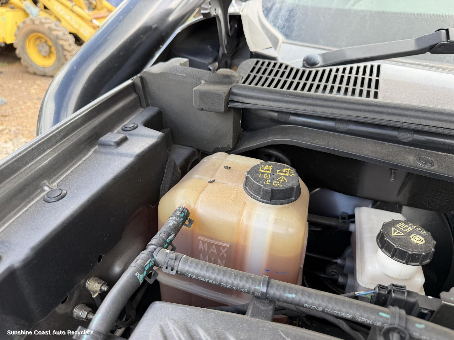 2021-2025 Ldv T60 Overflow Bottle