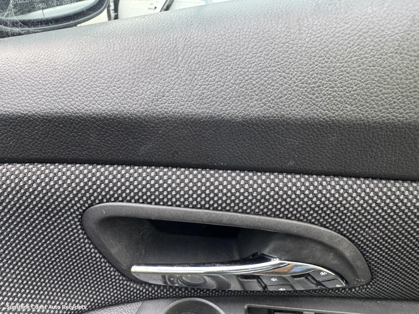 2012 Holden Cruze Door Handle