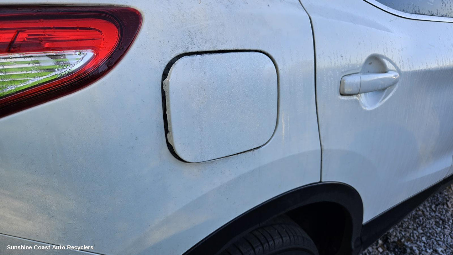 2013-2021 Nissan Qashqai Fuel Door   Filler