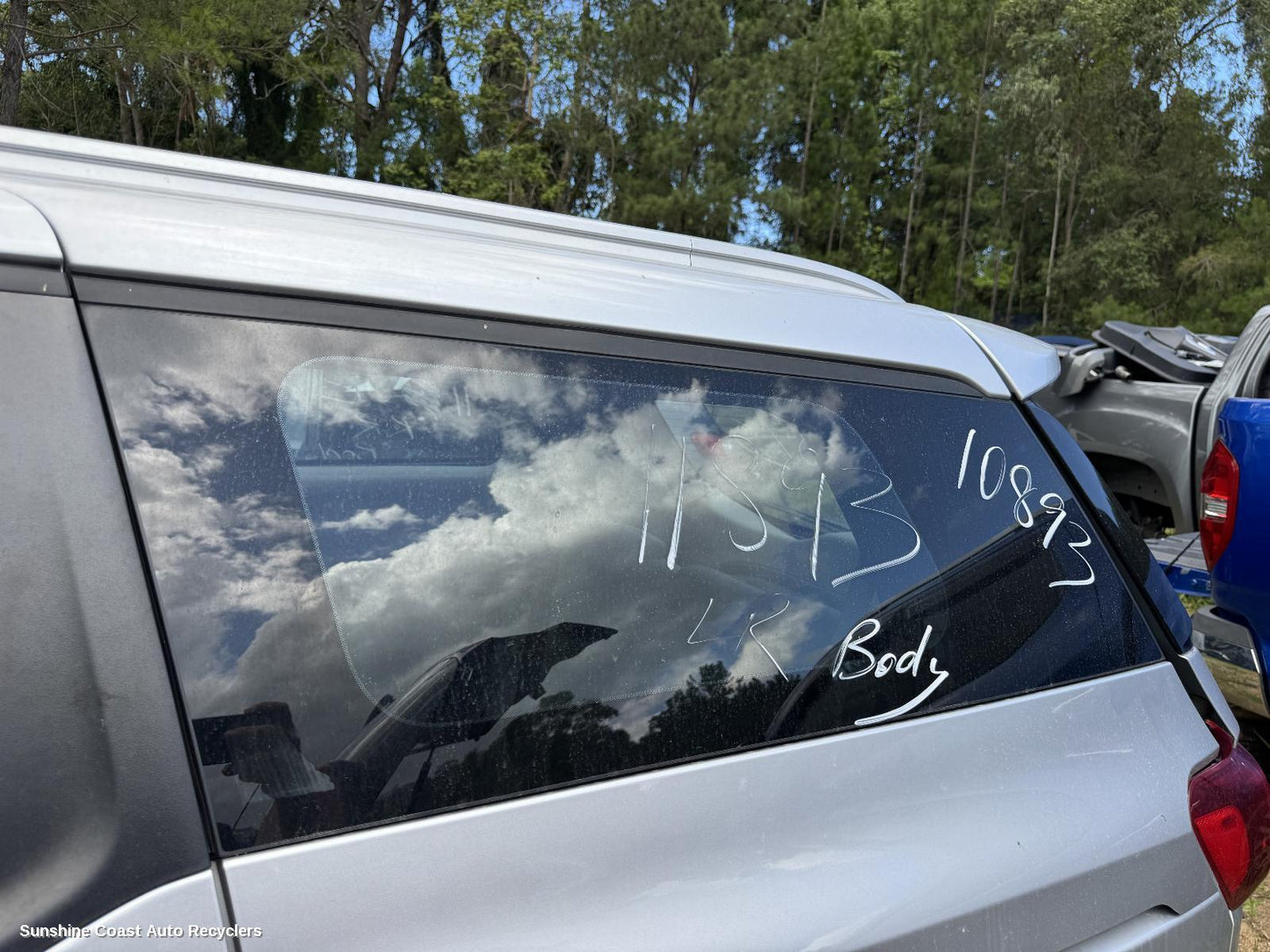 2015 Kia Carnival/grand Carnival Left Rear Side Glass