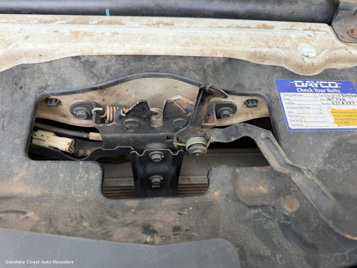 2016-2020 Holden Colorado Bonnet Lock Support