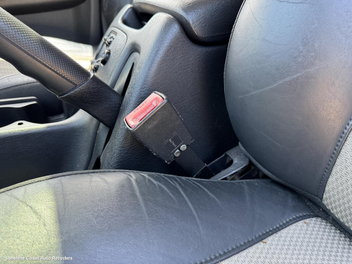 2004 Jeep Cherokee Seatbelt Stalk
