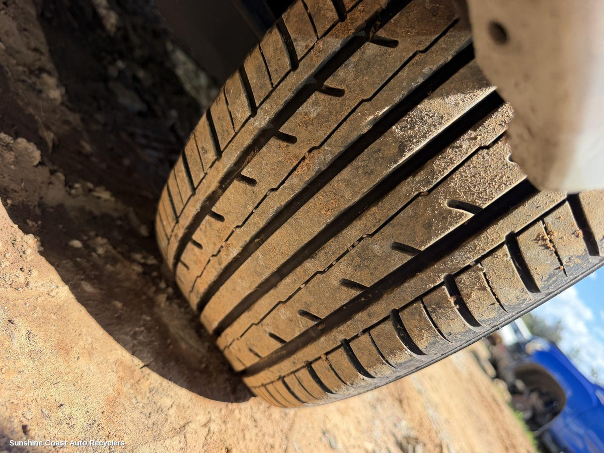2012-2020 Volkswagen Golf Tyre