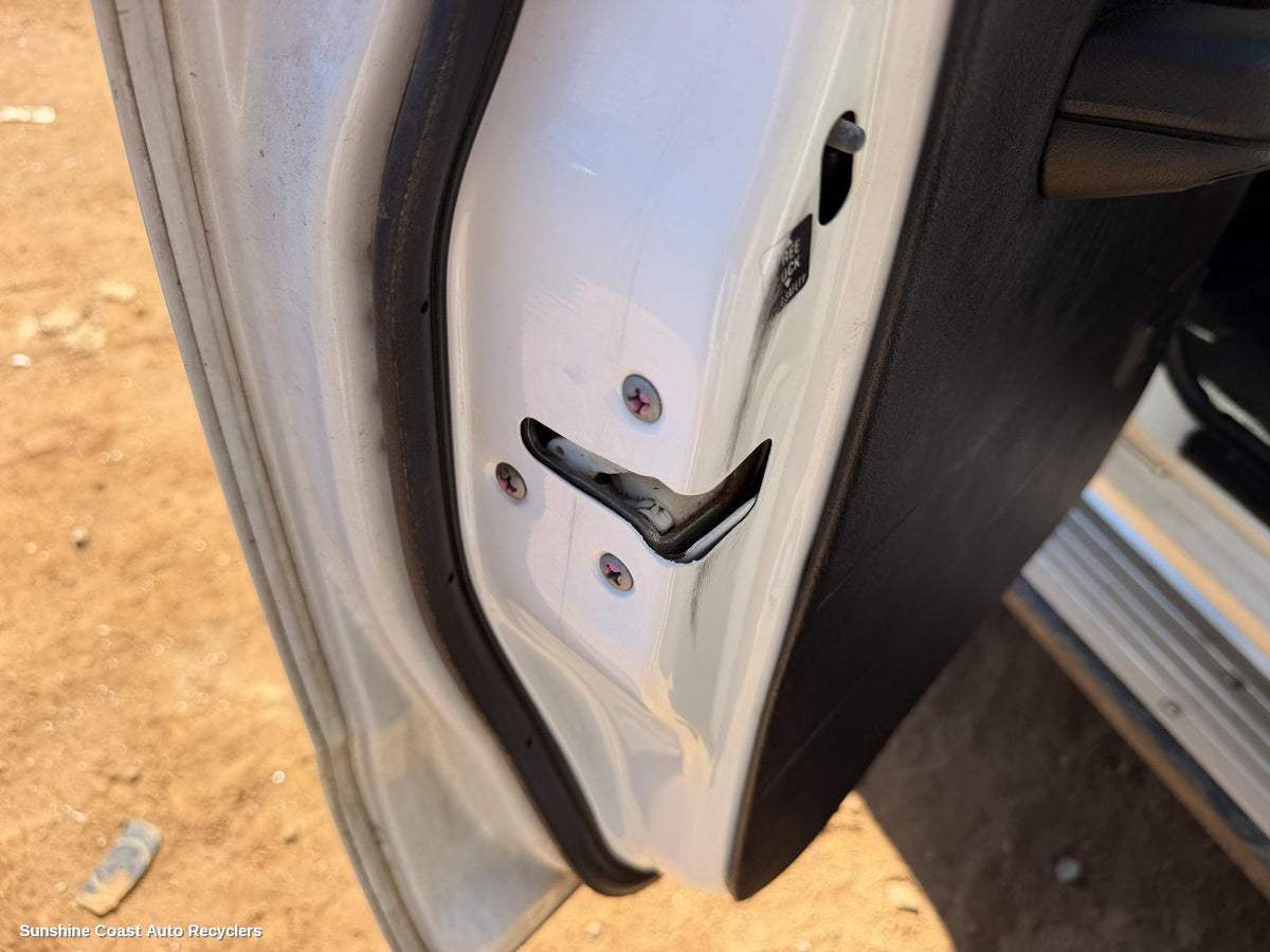 1997-2015 Nissan Navara Door Boot Gate Lock