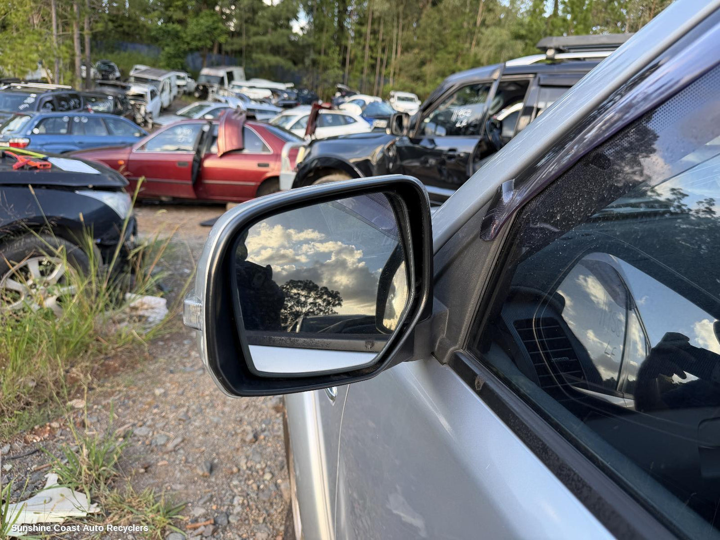 2013-2015 Mitsubishi Challenger Left Door Mirror