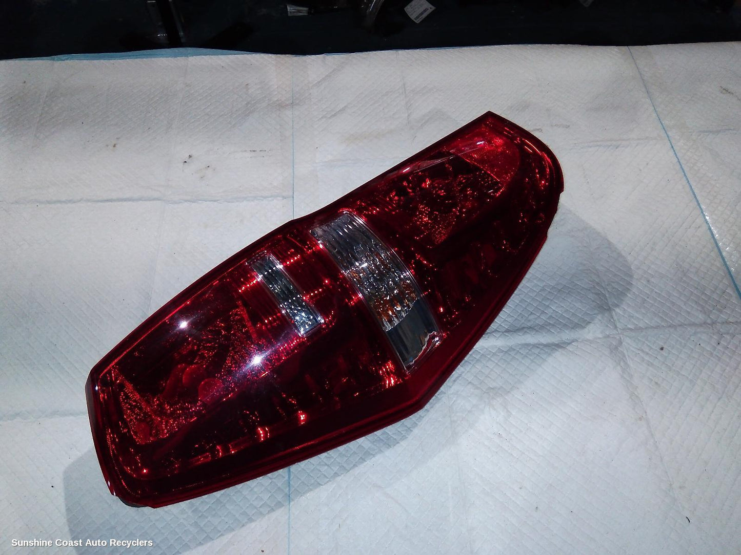 2016 Hyundai Iload/imax Left Taillight