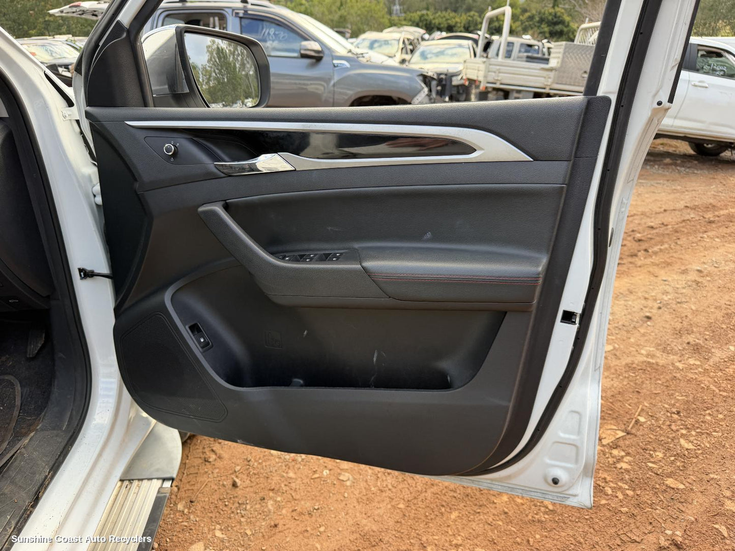 2017-2021 Ldv T60 Door Trim