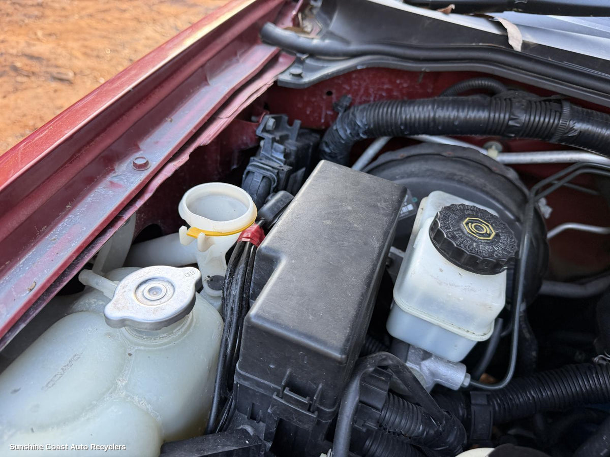 2005-2015 Nissan Navara Master Cylinder
