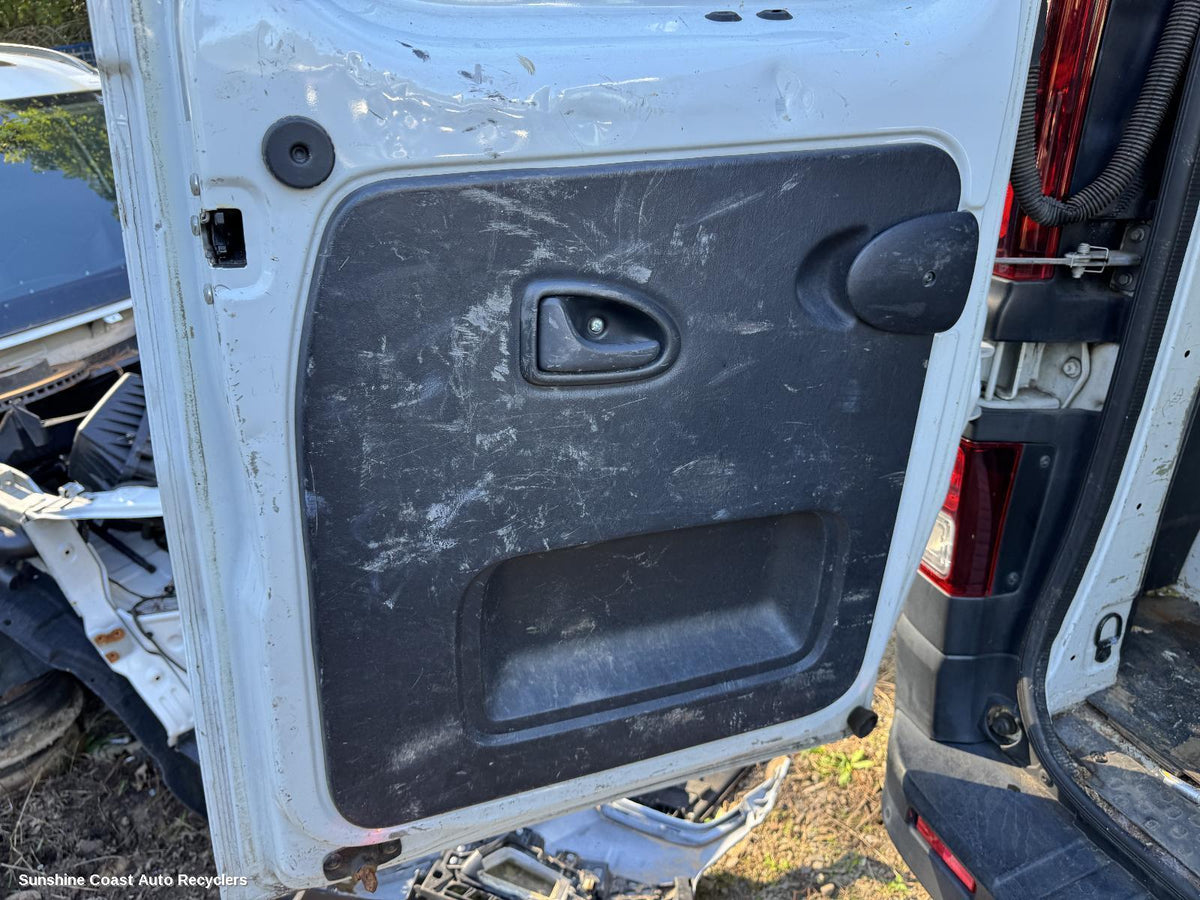 2015-2026 Renault Trafic Door Trim