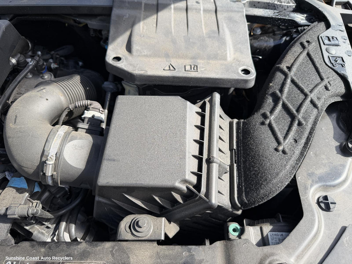 2015-2019 Land Rover Rangerover Evoque Air Cleaner Box