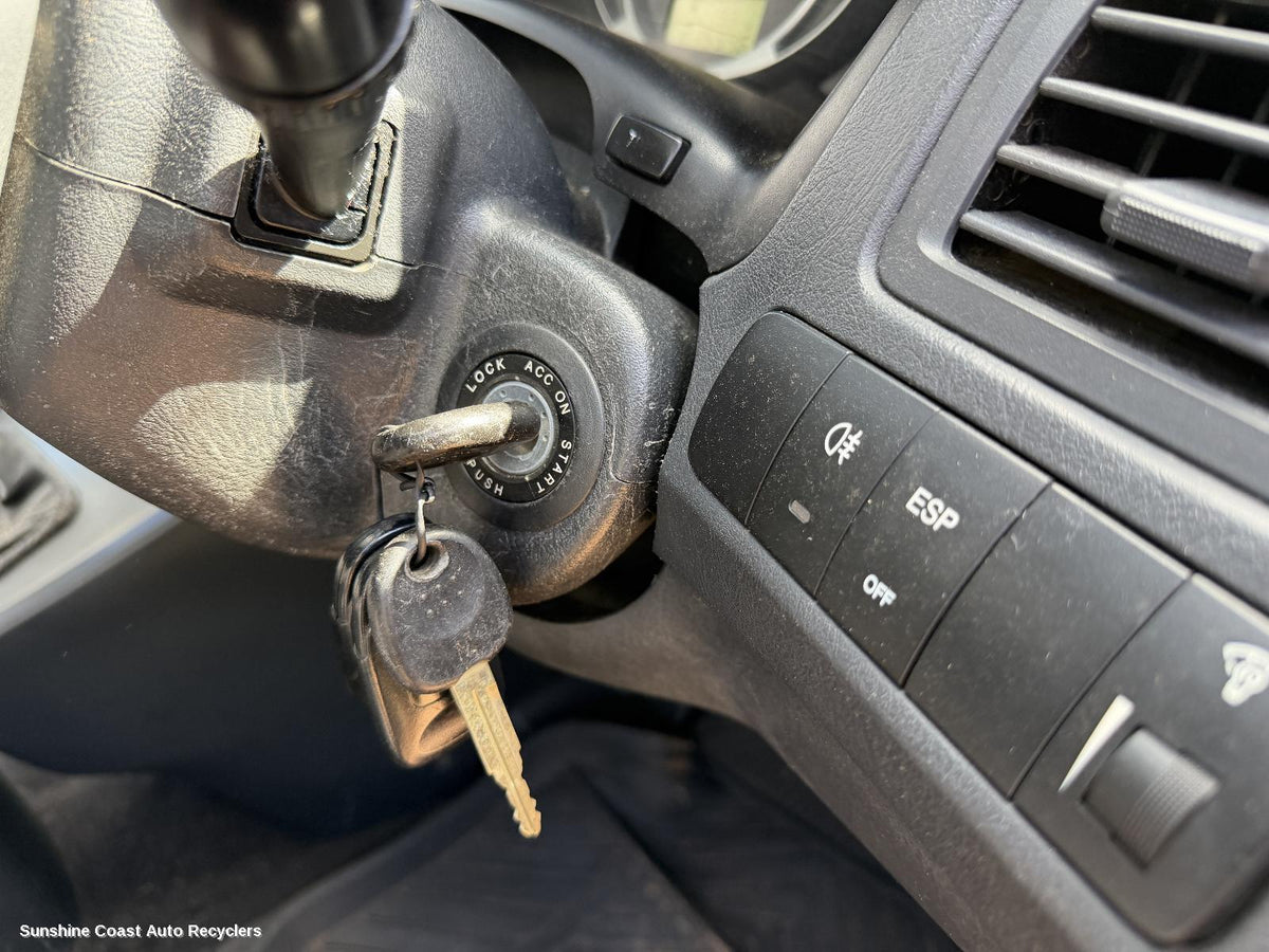 2004-2010 Hyundai Tucson Ignition W  Key