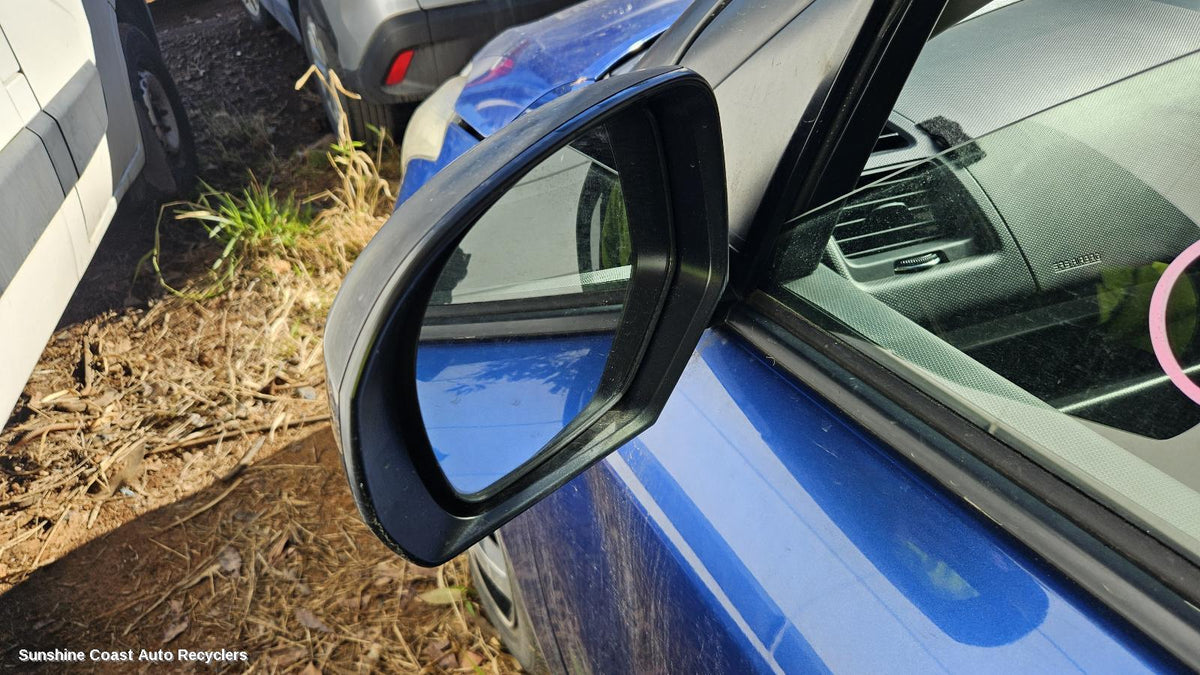 2010-2017 Suzuki Swift Left Door Mirror