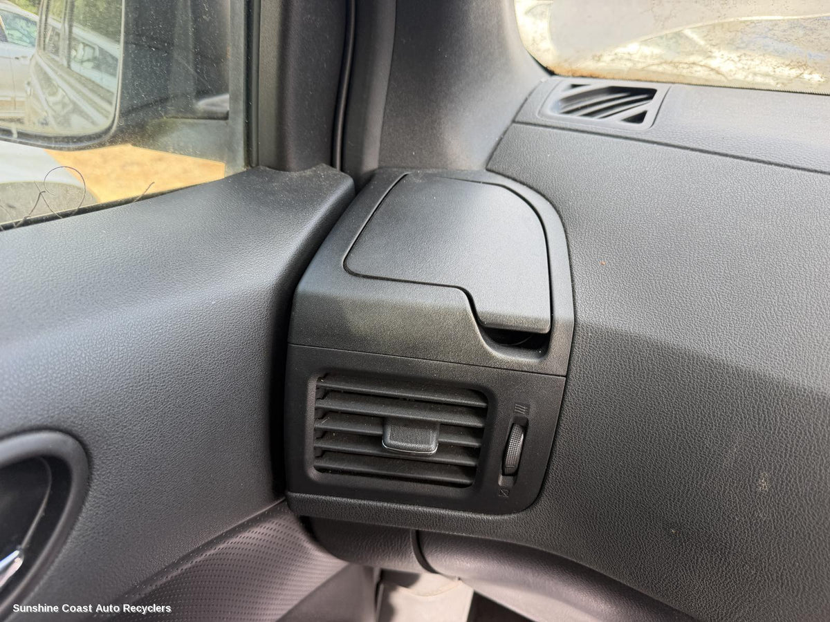 2007-2014 Nissan Xtrail Misc