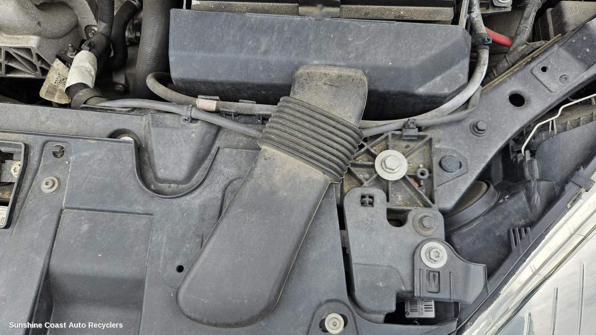 2010-2016 Renault Megane Air Cleaner Duct Hos