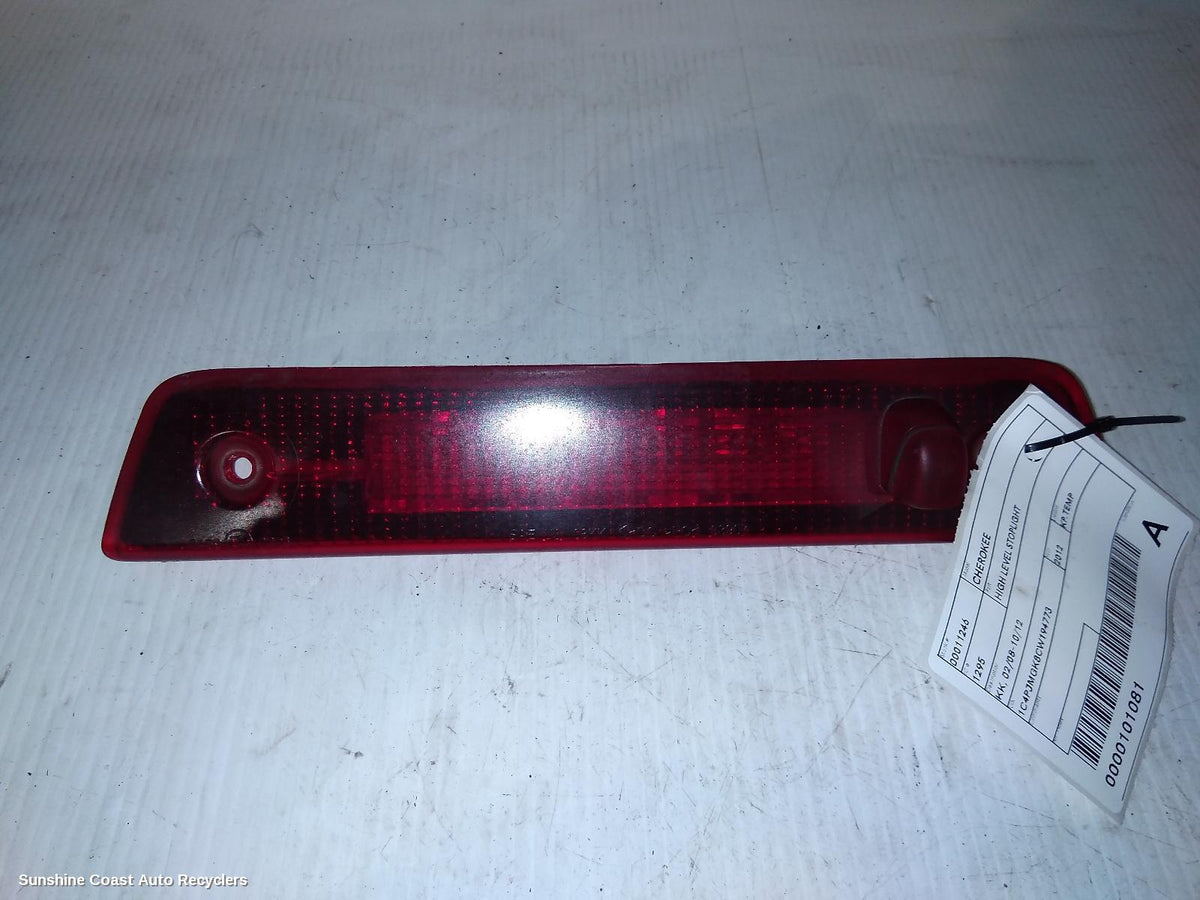 2008-2012 Jeep Cherokee High Level Stoplight