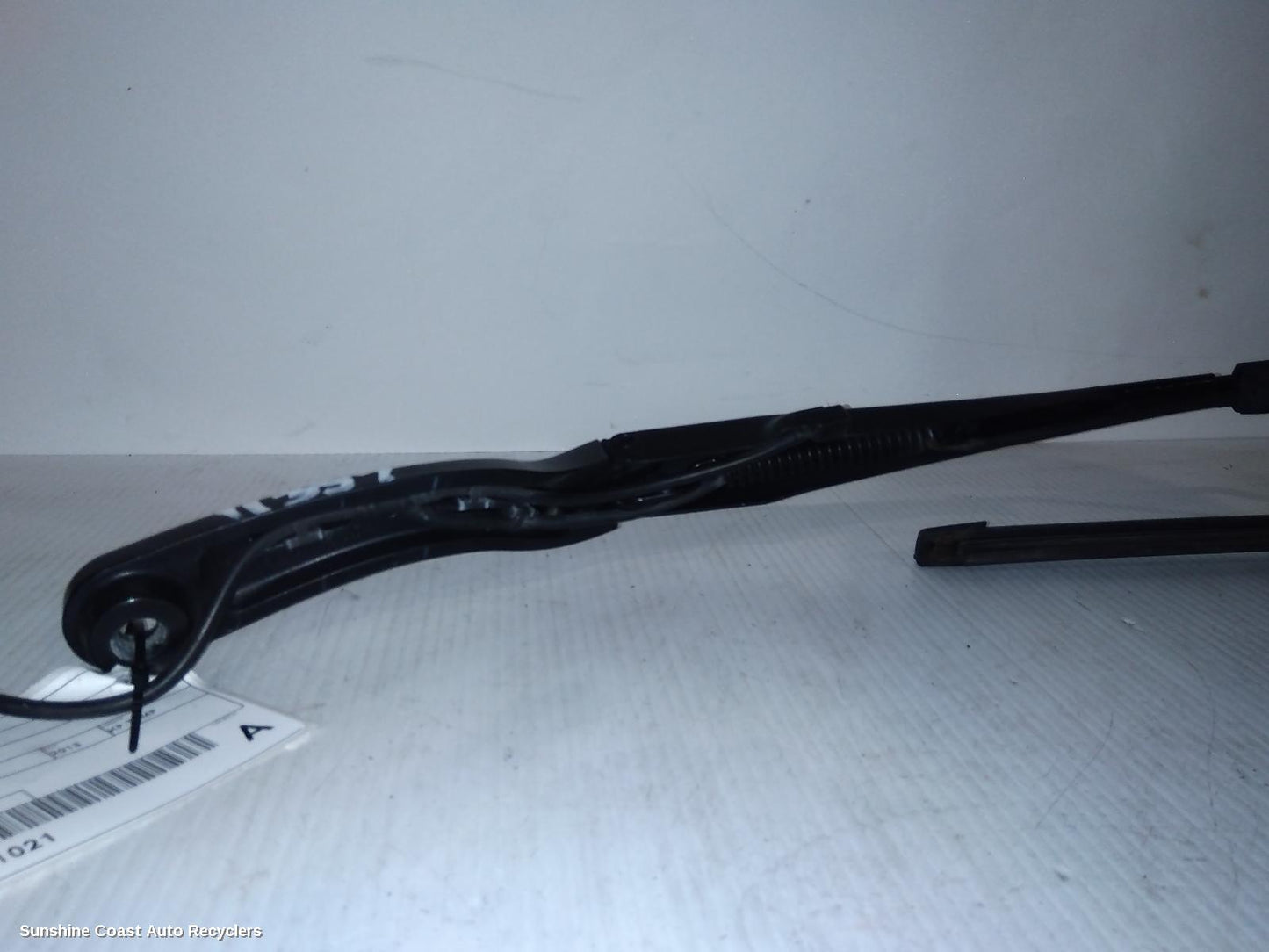 2013 Holden Commodore Wiper Arm