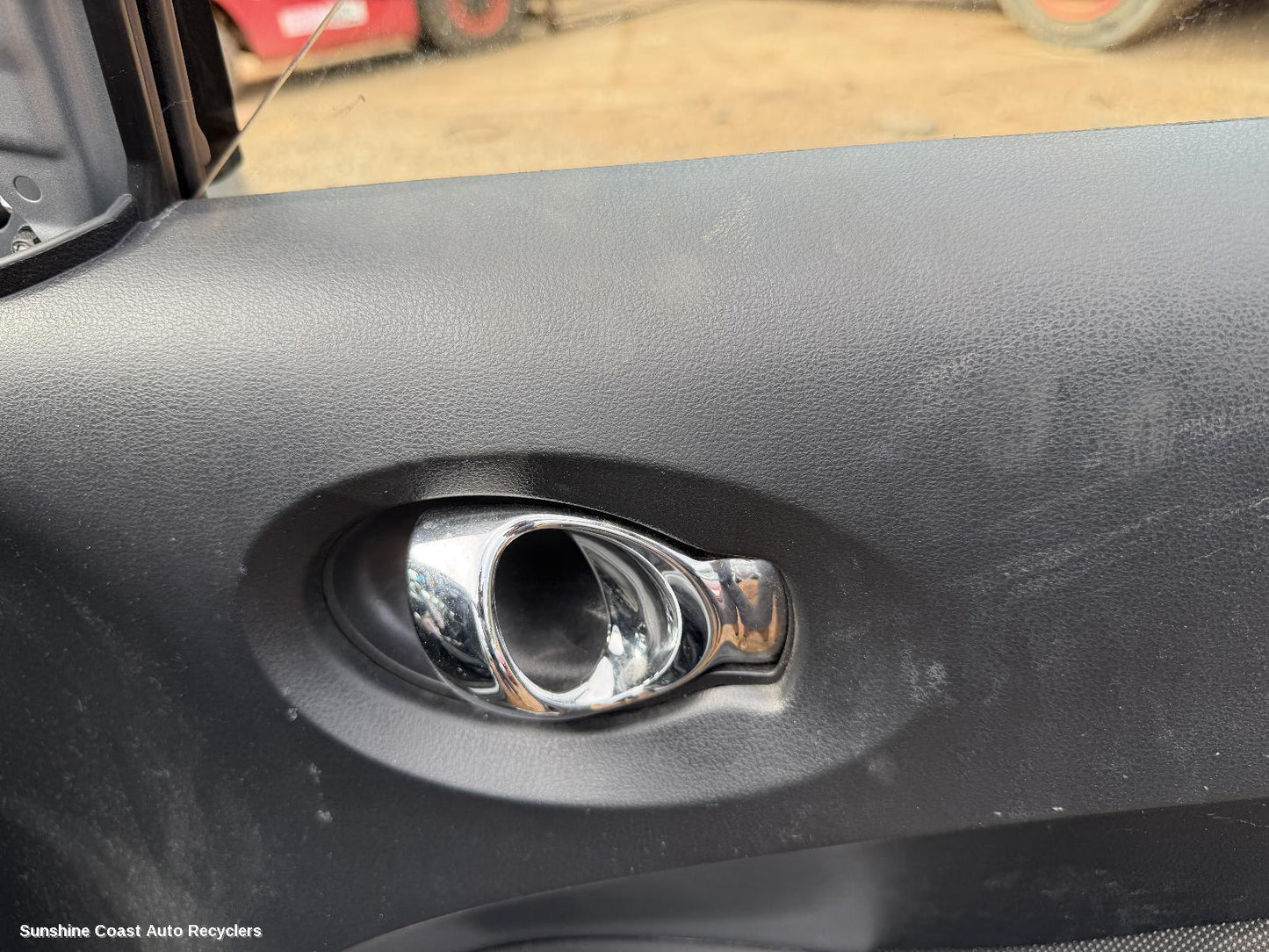 2014 Nissan Juke Door Handle