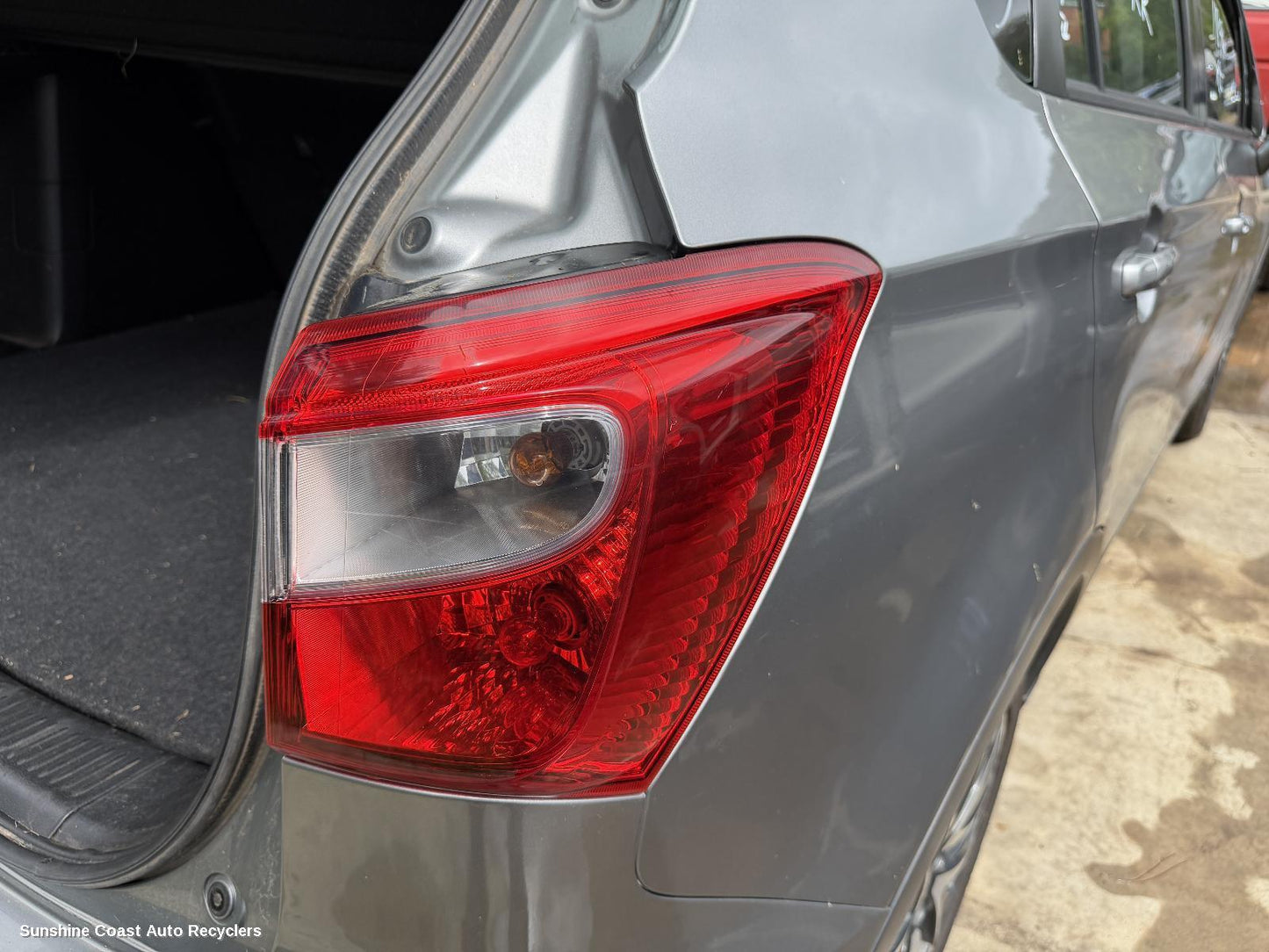 2014 Suzuki S-cross Right Taillight