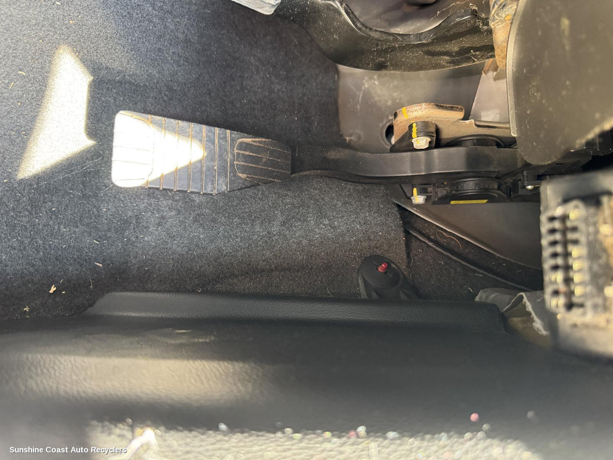 2011-2018 Holden Captiva Pedal Assembly