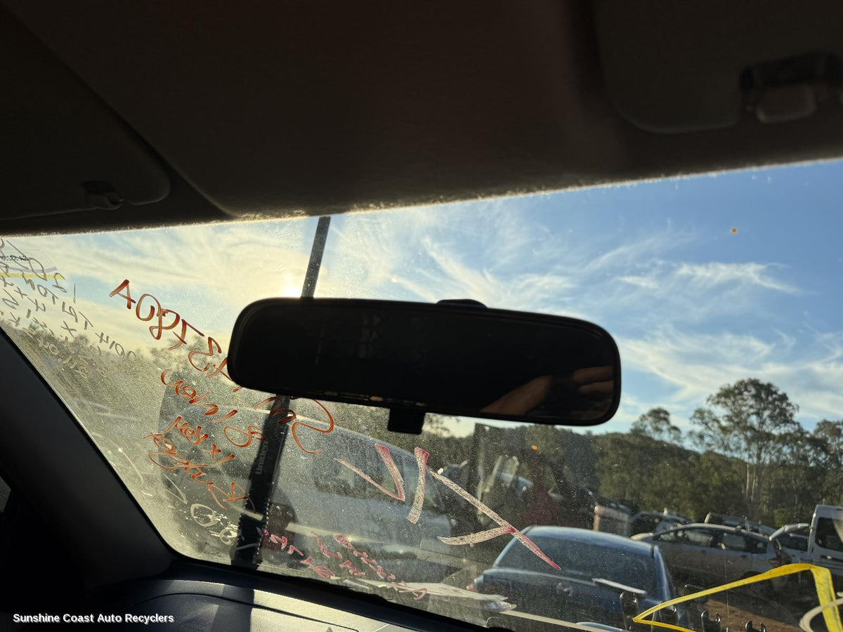 2009-2015 Mitsubishi Triton Interior Mirror