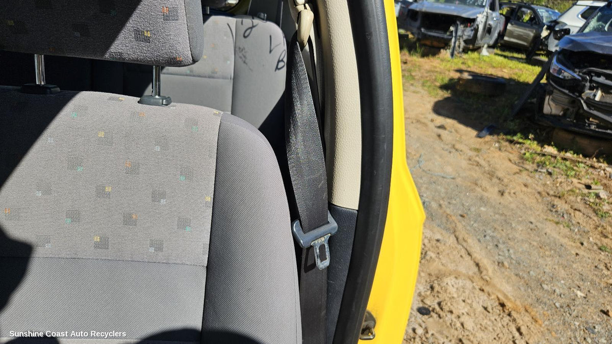 2002-2005 Hyundai Getz Seatbelt Stalk