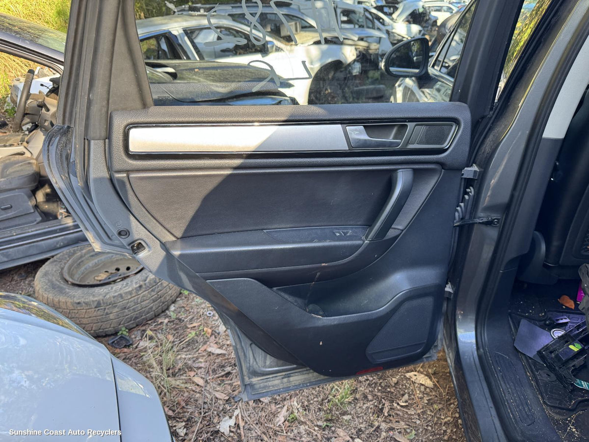 2010-2018 Volkswagen Touareg Door Handle