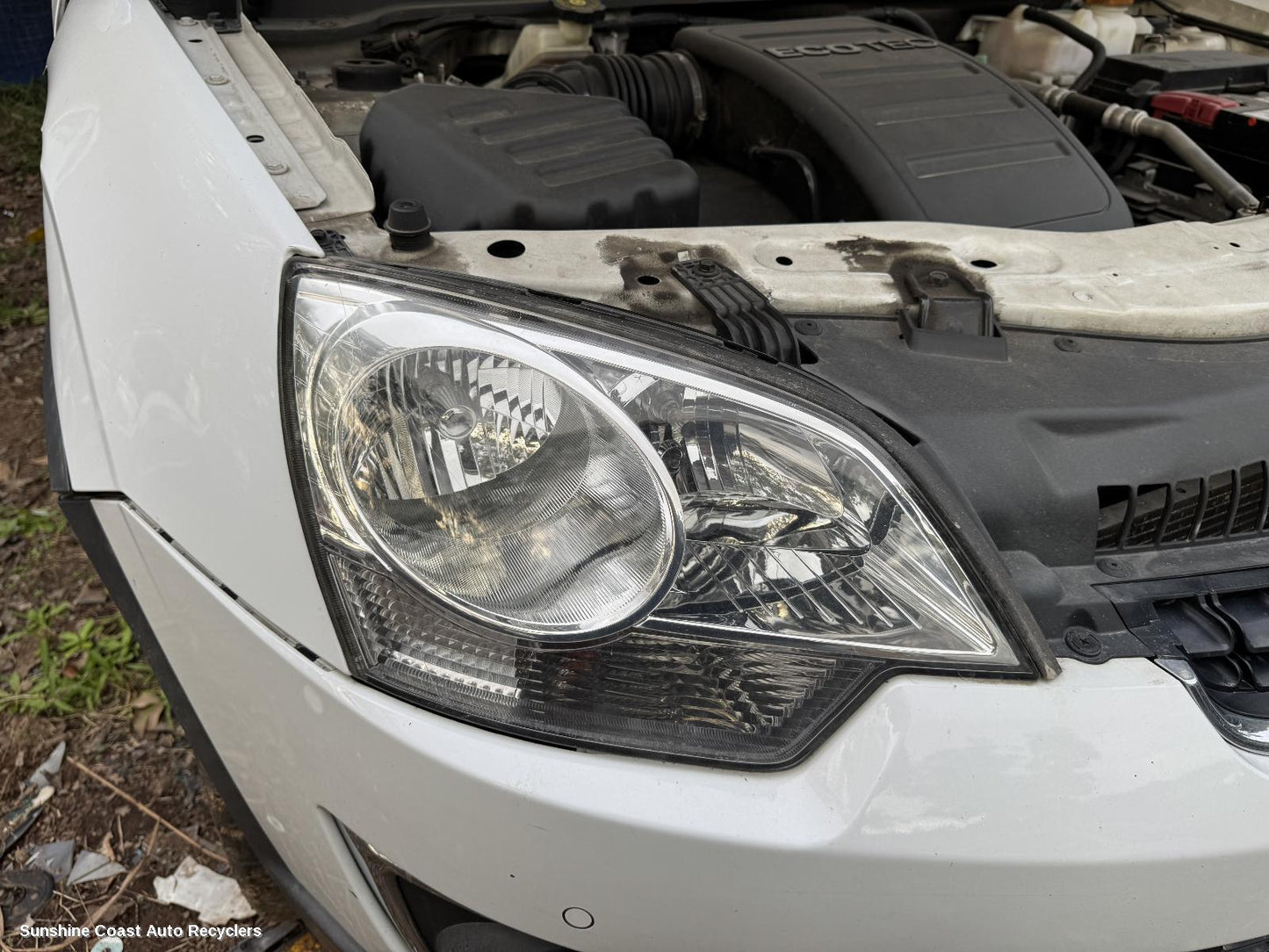 2013 Holden Captiva Right Headlamp