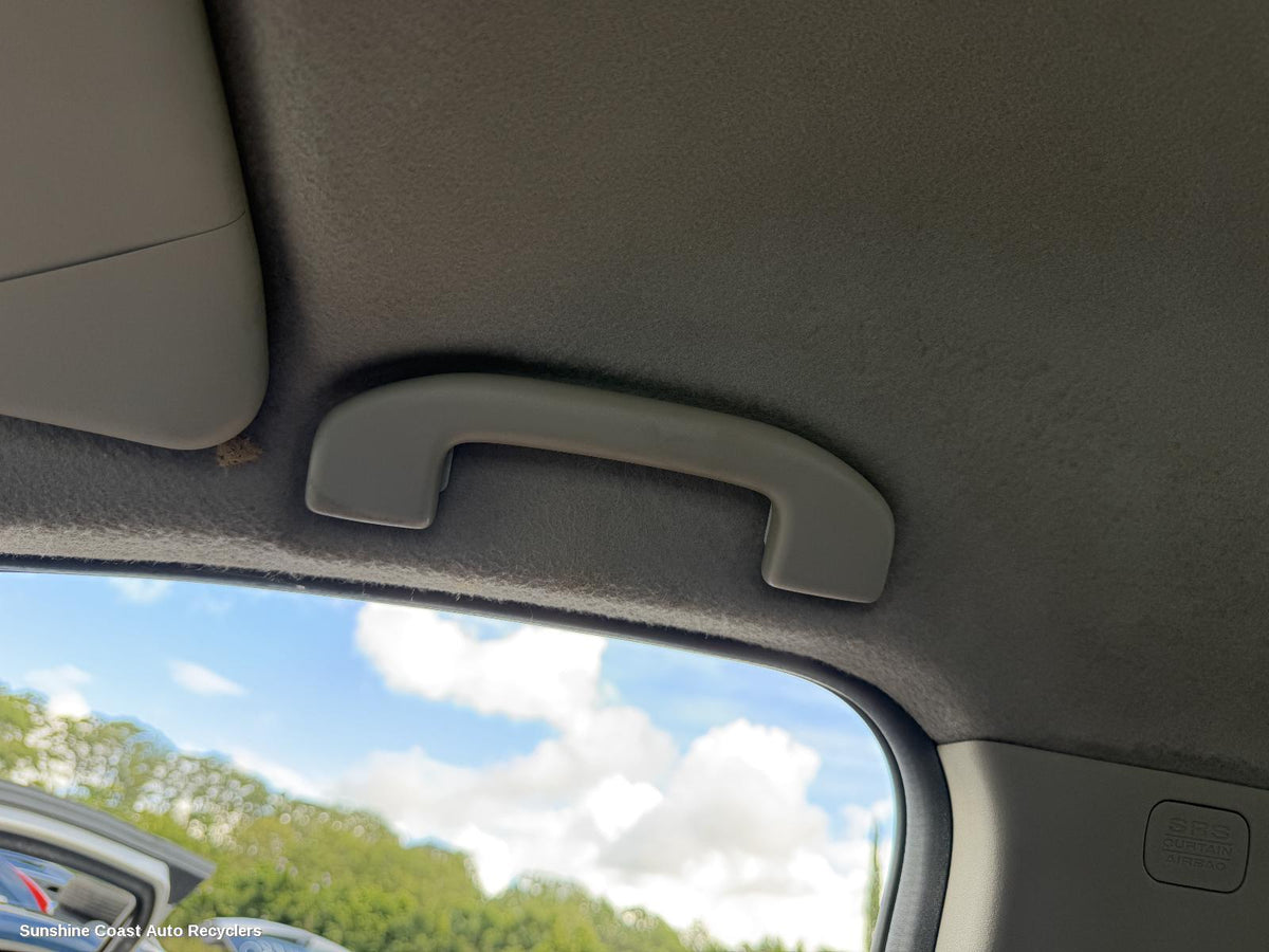 2005-2015 Nissan Navara Grab Handle