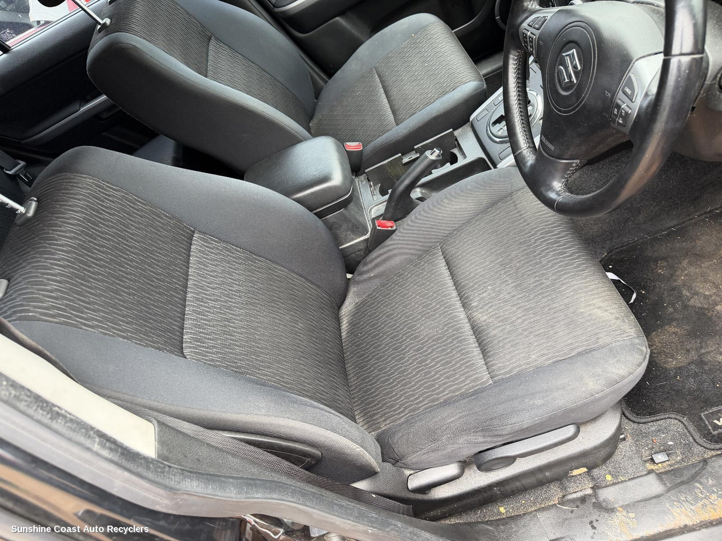 2013 Suzuki Vitara Front Seat