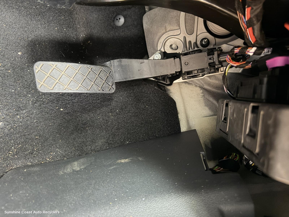 2020-2026 Volkswagen T-cross Pedal Assembly