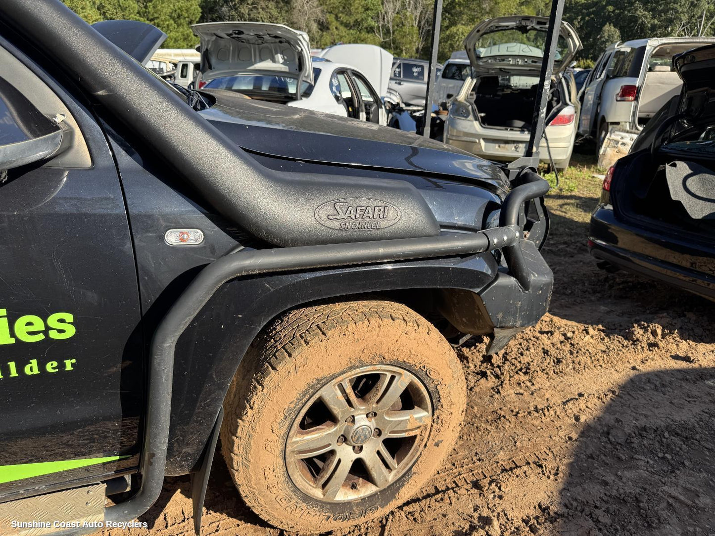2010-2017 Volkswagen Amarok Right Guard