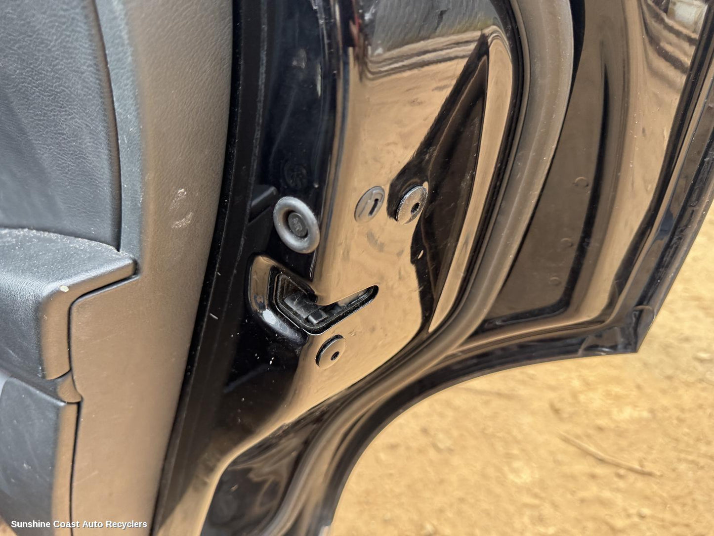 2010-2018 Volkswagen Touareg Door Boot Gate Lock