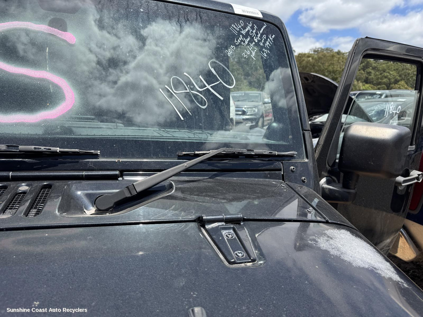 2013 Jeep Wrangler Wiper Arm