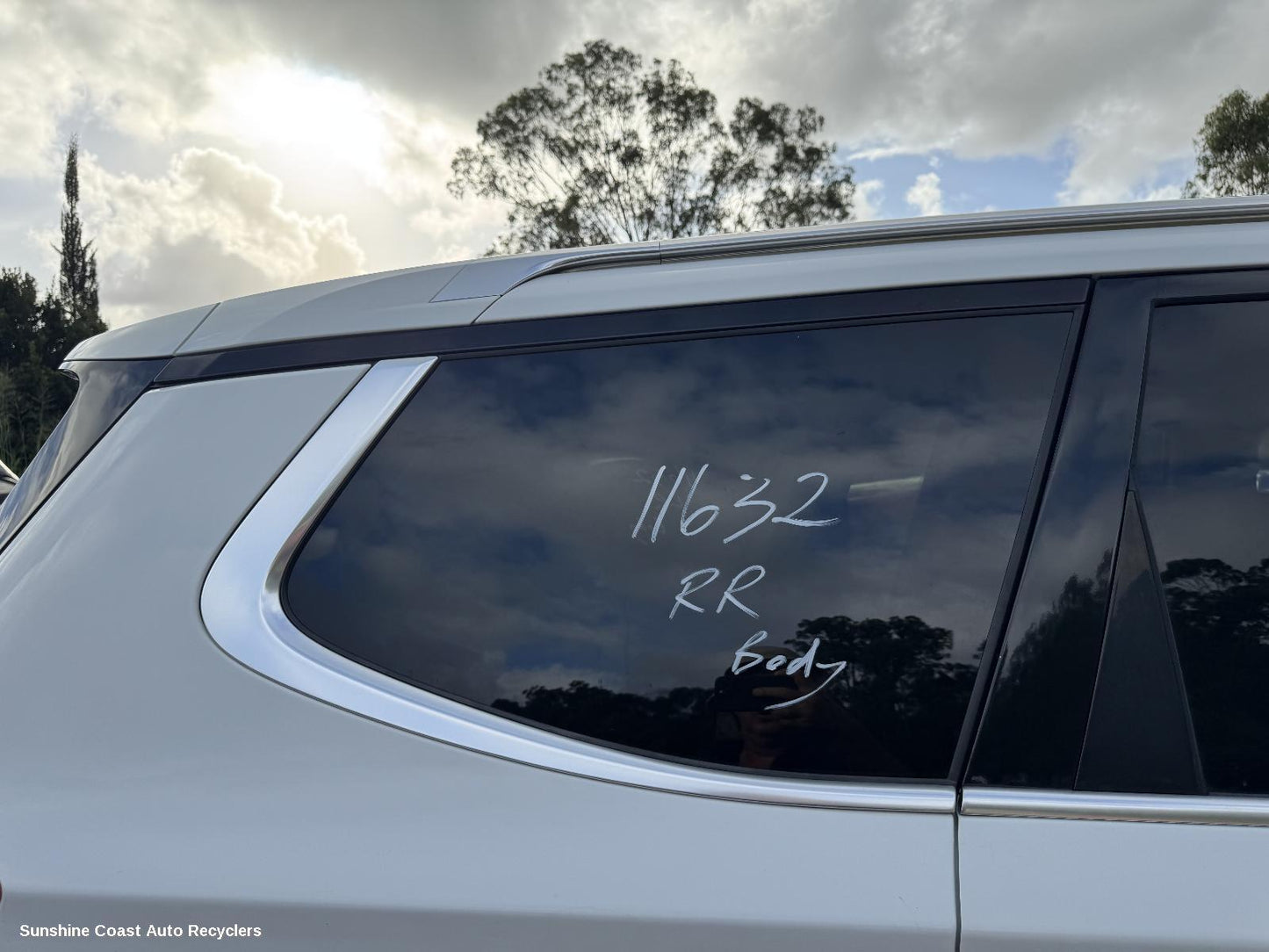 2022 Ldv D90 Right Rear Side Glass