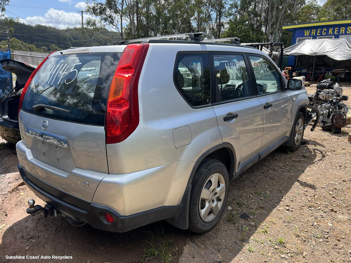 2007-2014 Nissan Xtrail Headrest