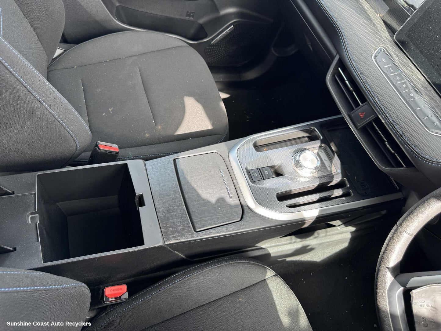 2021-2026 Haval Jolion Console