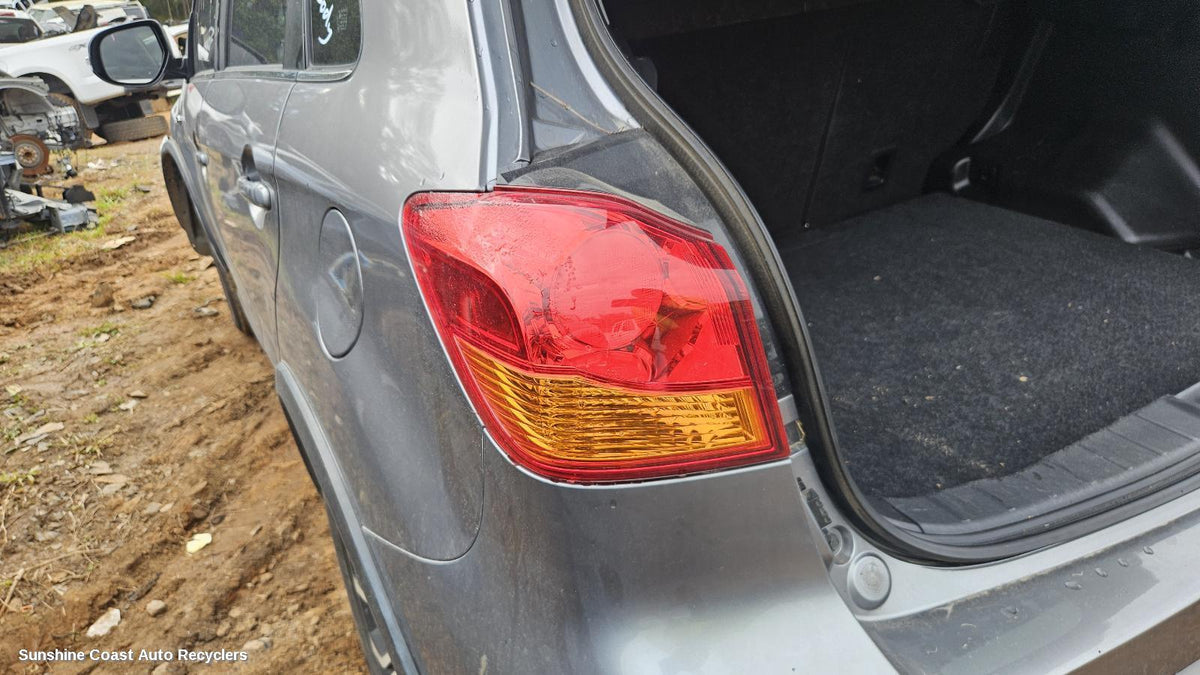2010-2019 Mitsubishi Asx Left Taillight