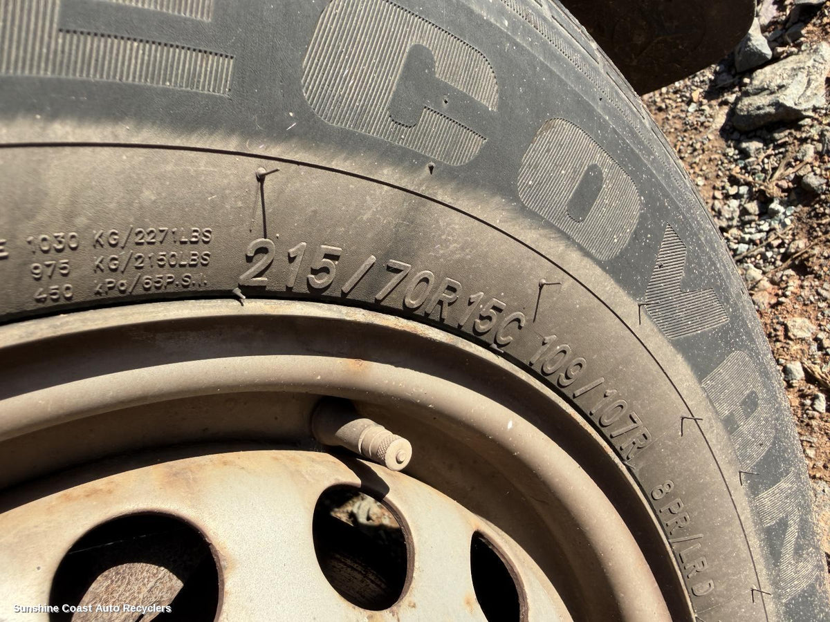 1998-2004 Mercedes Vito Tyre
