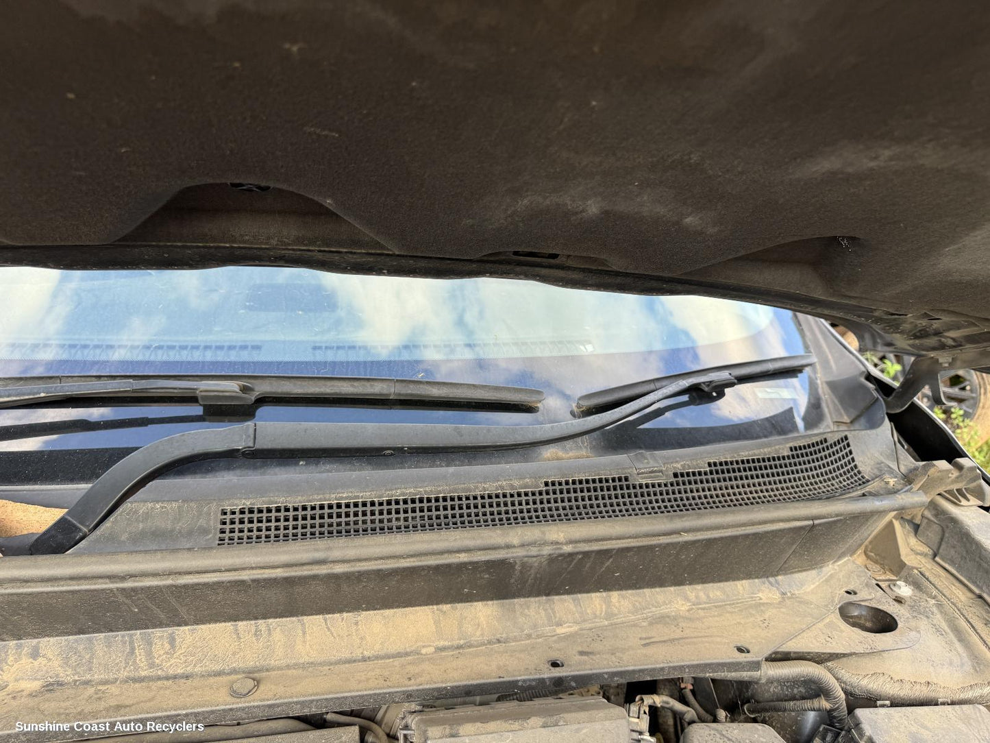 2016 Nissan Pathfinder Wiper Arm